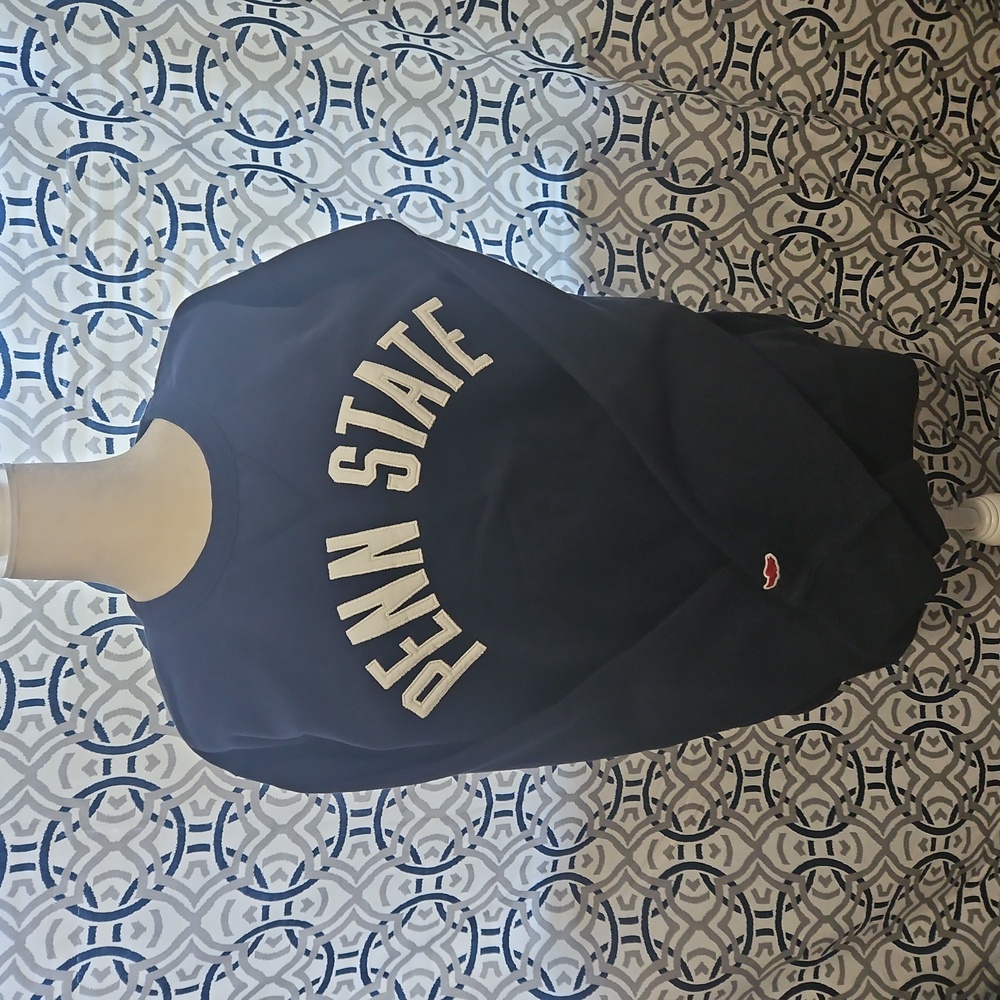 Penn State sweatshirt